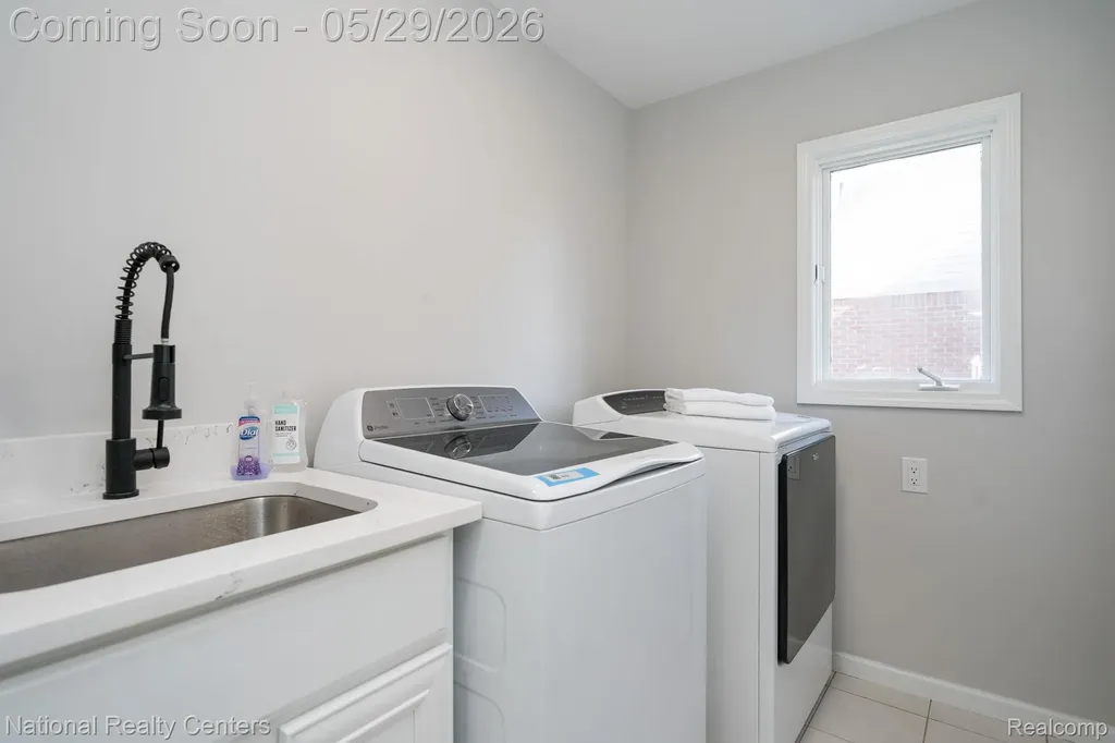50847 Commons Drive Macomb Township MI 48042