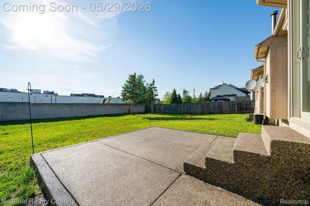 50847 Commons Drive Macomb Township MI 48042