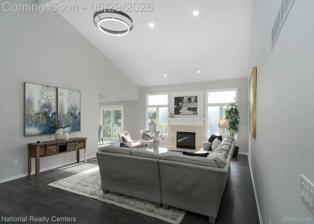 50847 Commons Drive Macomb Township MI 48042