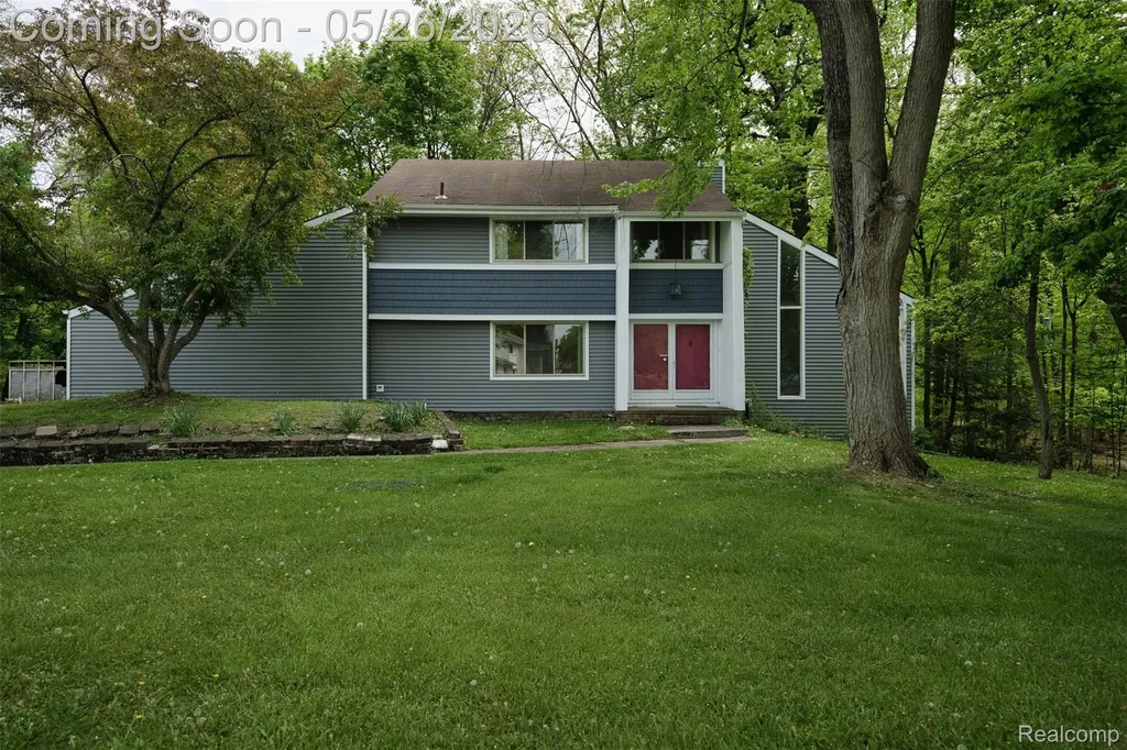 25201 Briarwyke Drive Farmington Hills City MI 48336