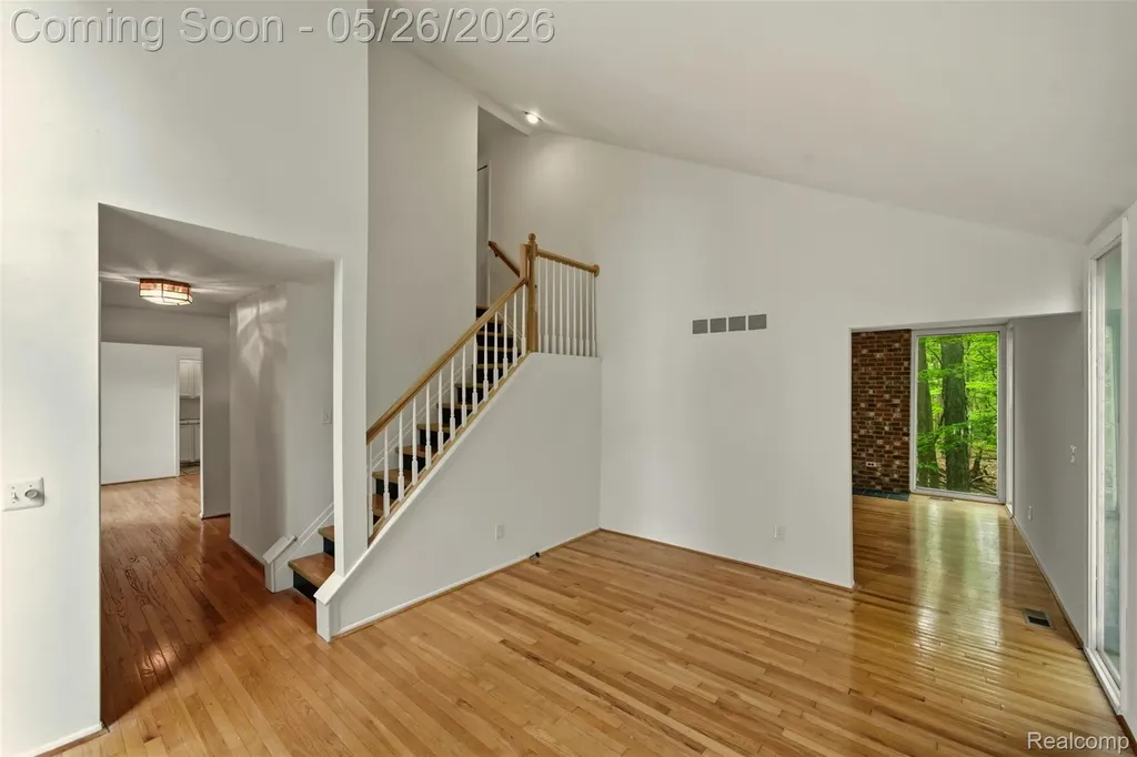 25201 Briarwyke Drive Farmington Hills City MI 48336