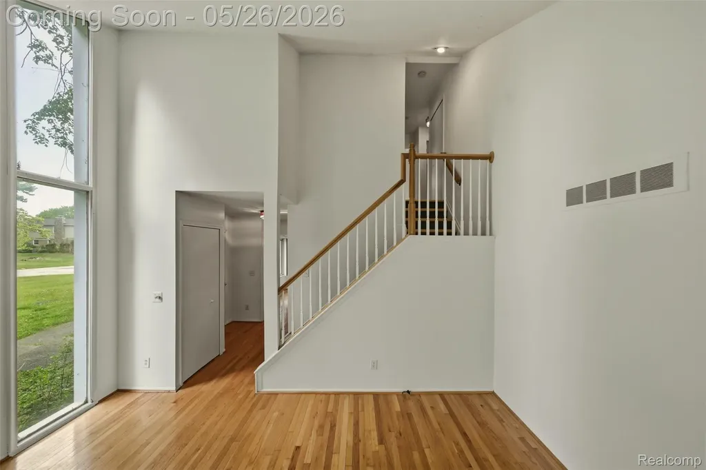 25201 Briarwyke Drive Farmington Hills City MI 48336