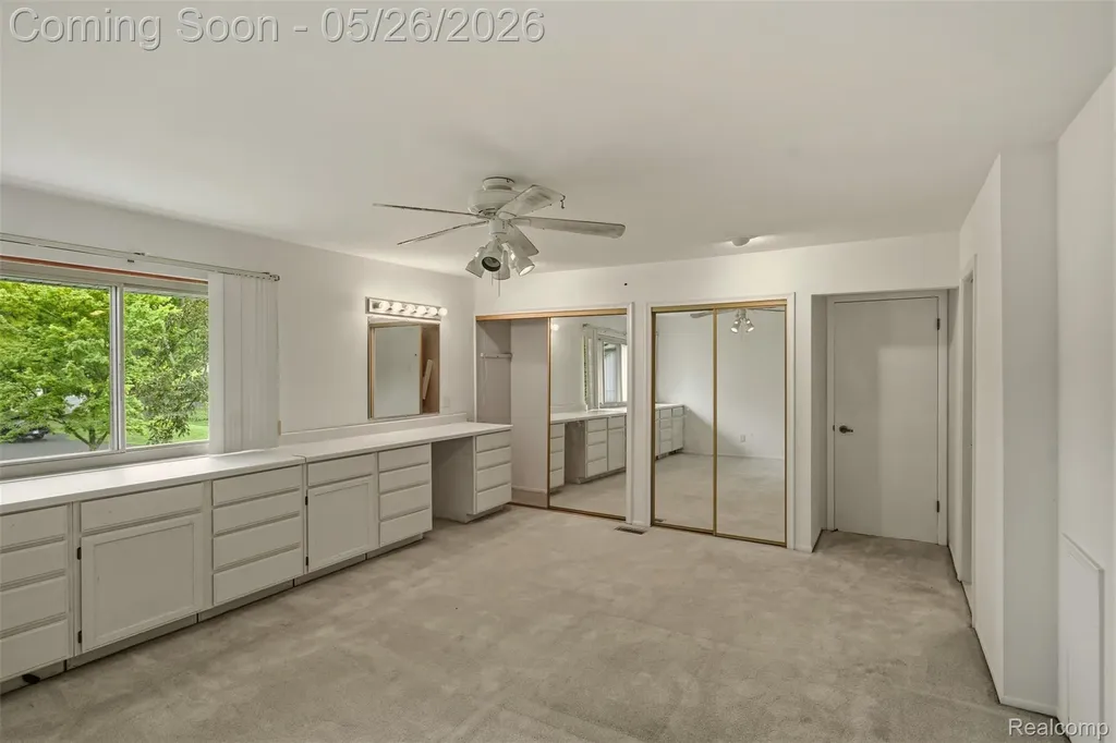 25201 Briarwyke Drive Farmington Hills City MI 48336