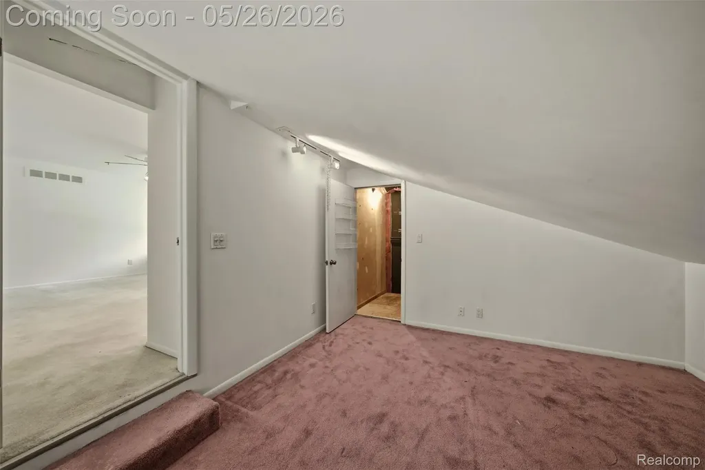 25201 Briarwyke Drive Farmington Hills City MI 48336