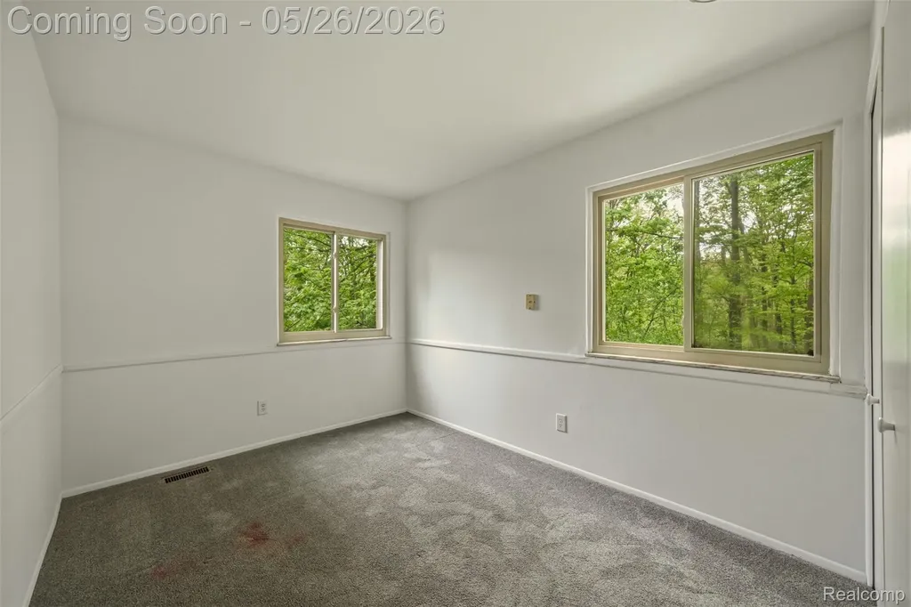 25201 Briarwyke Drive Farmington Hills City MI 48336