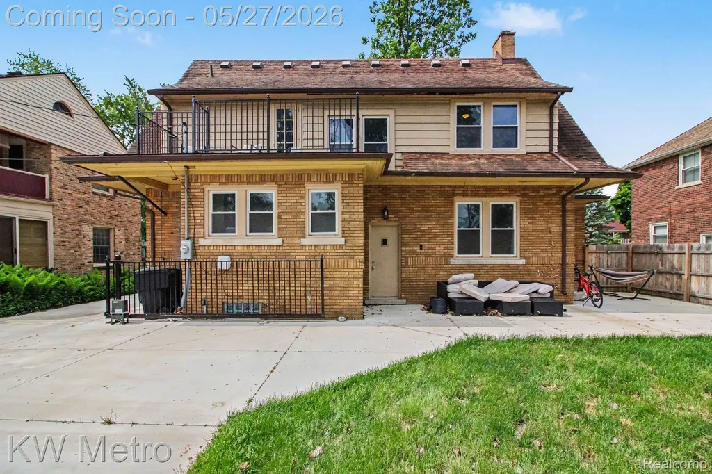 18844 Bretton Drive Detroit City MI 48223