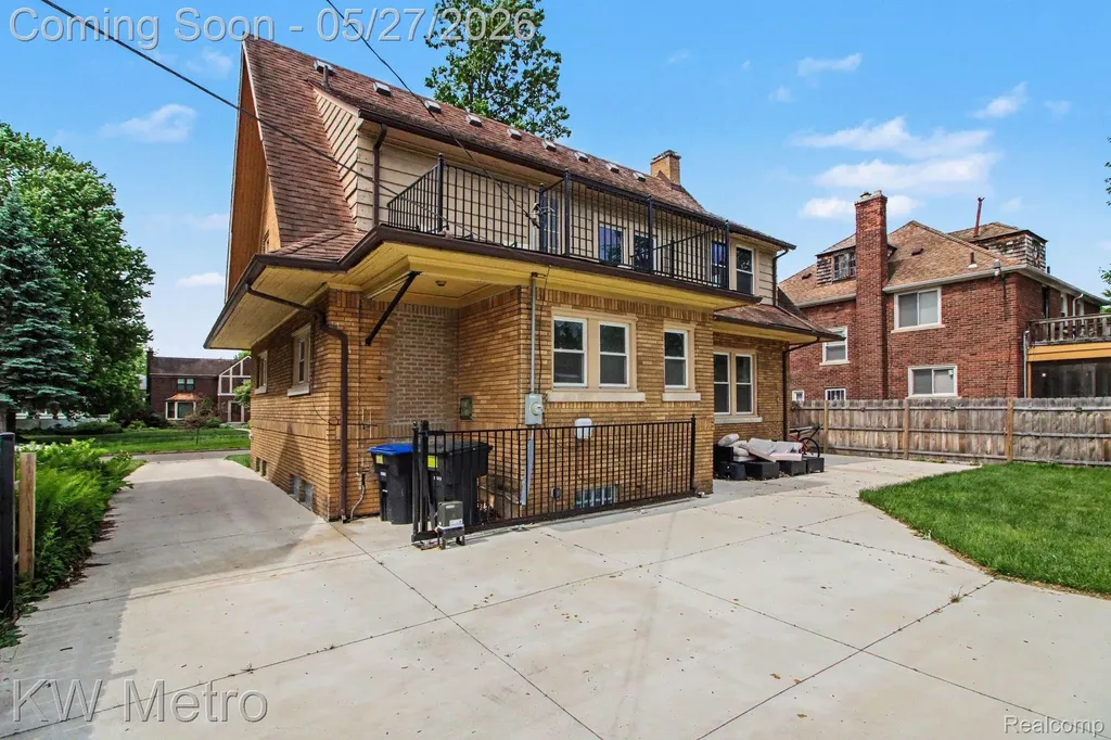 18844 Bretton Drive Detroit City MI 48223