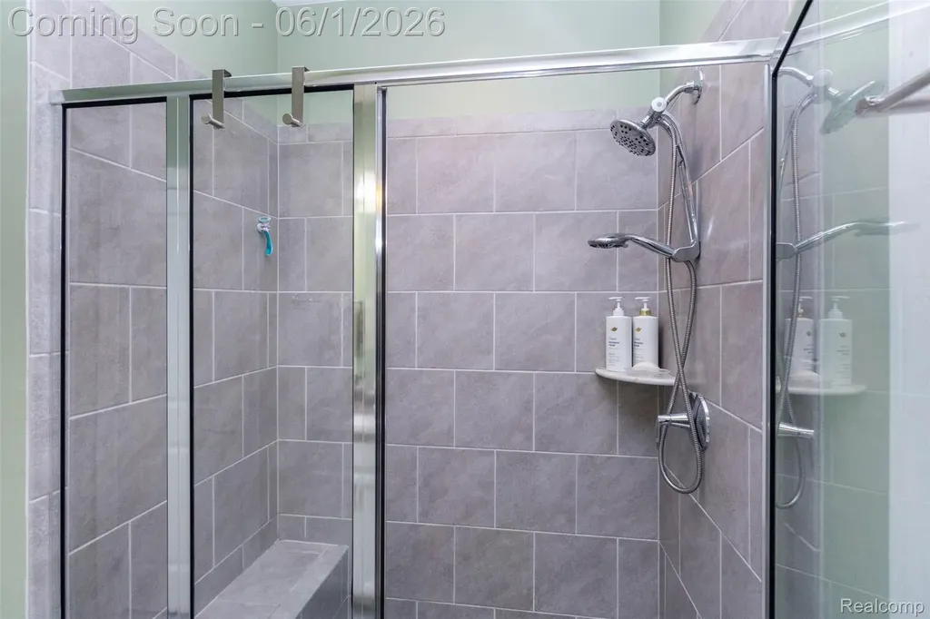2589 Oxford Circle Scio Township MI 48103