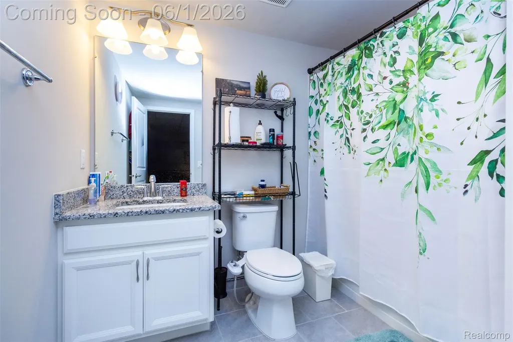 2589 Oxford Circle Scio Township MI 48103