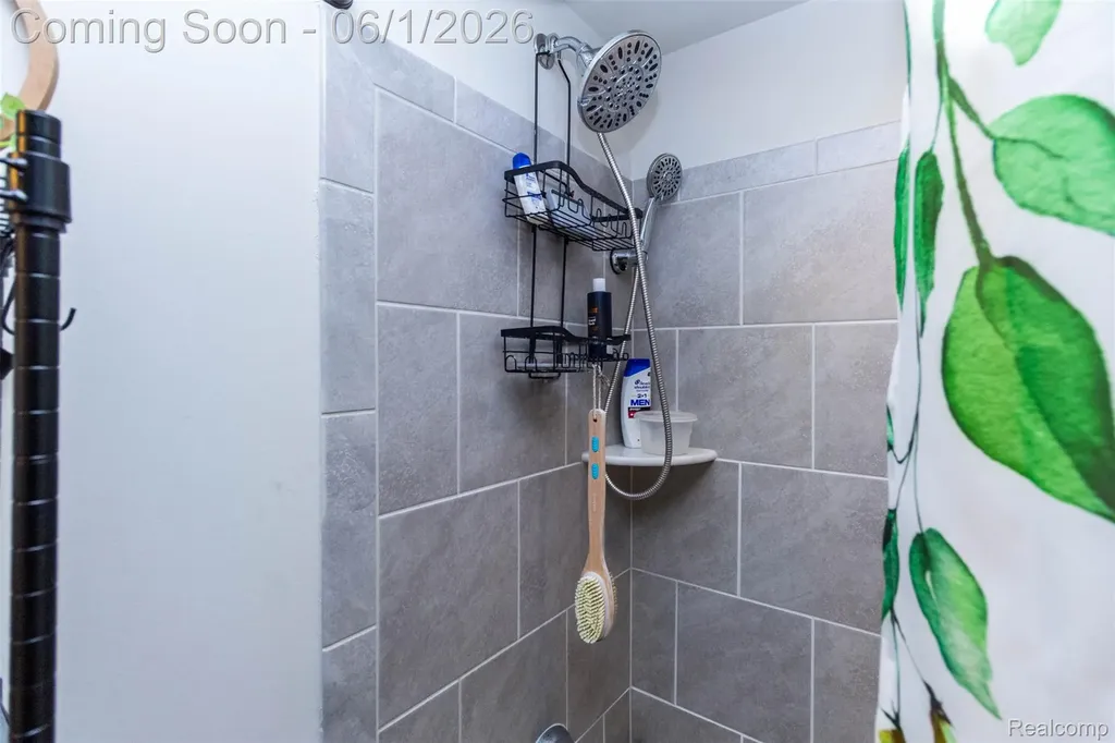 2589 Oxford Circle Scio Township MI 48103