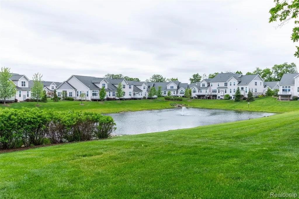 2589 Oxford Circle Scio Township MI 48103
