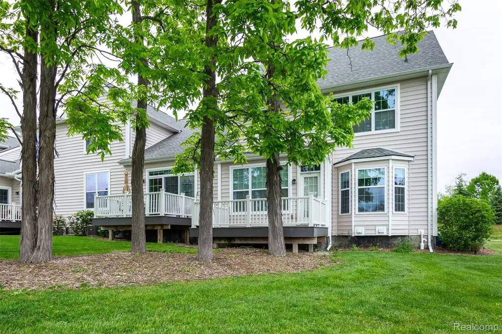 2589 Oxford Circle Scio Township MI 48103