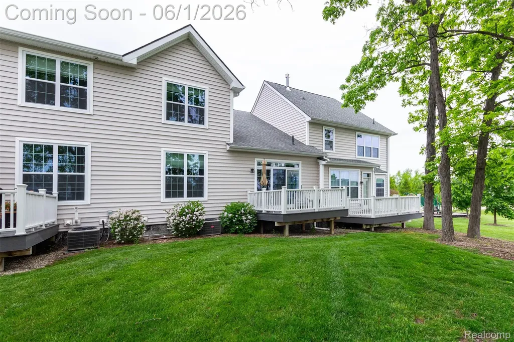 2589 Oxford Circle Scio Township MI 48103