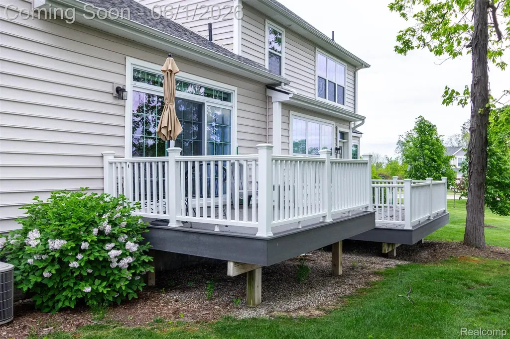 2589 Oxford Circle Scio Township MI 48103