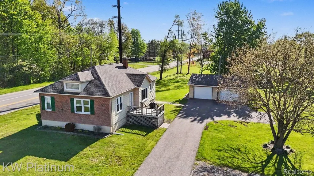 52900 North Avenue Macomb Township MI 48042