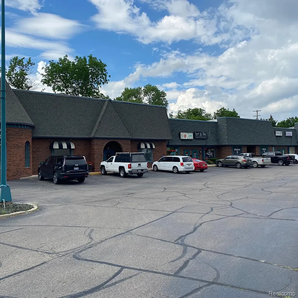 11225 S Saginaw Street Grand Blanc City MI 48439