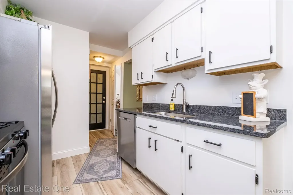 2057 Hidden Meadows Drive Walled Lake City MI 48390
