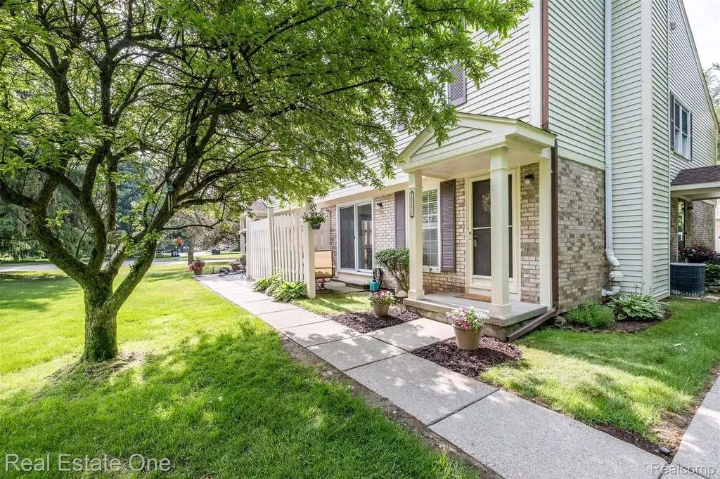 2057 Hidden Meadows Drive Walled Lake City MI 48390