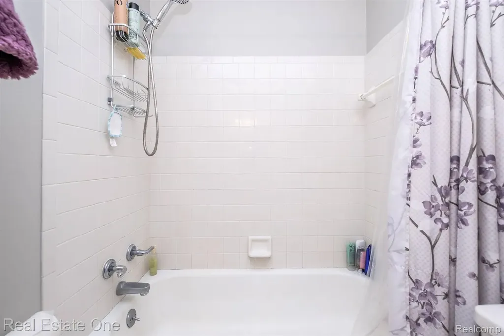 2057 Hidden Meadows Drive Walled Lake City MI 48390