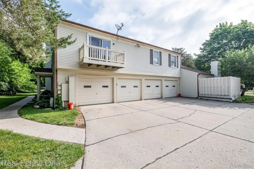 2057 Hidden Meadows Drive Walled Lake City MI 48390