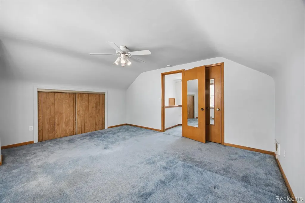 1304 N Vernon Street Dearborn City MI 48128