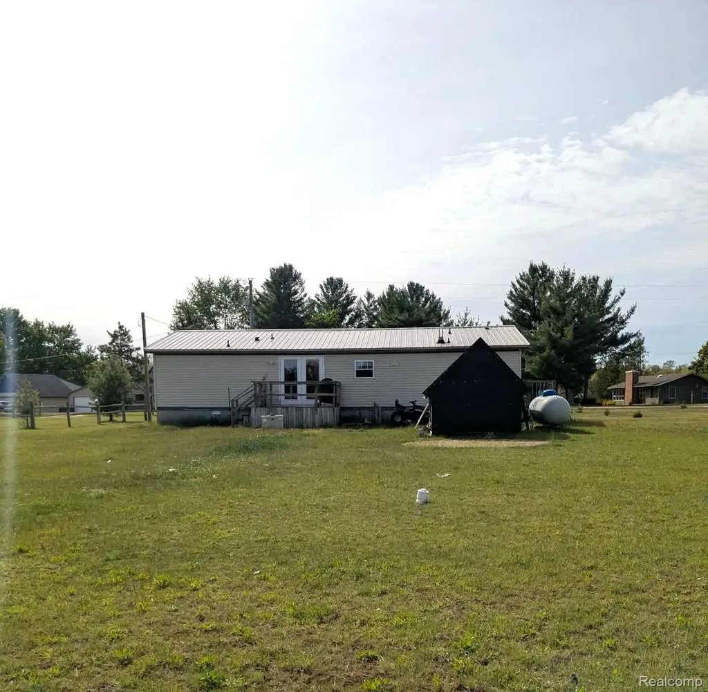 5554 N Sauble Lake Drive Sauble Township MI 49644