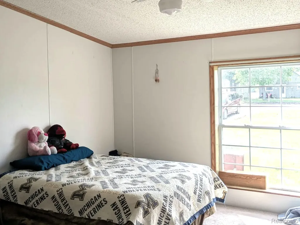 5554 N Sauble Lake Drive Sauble Township MI 49644