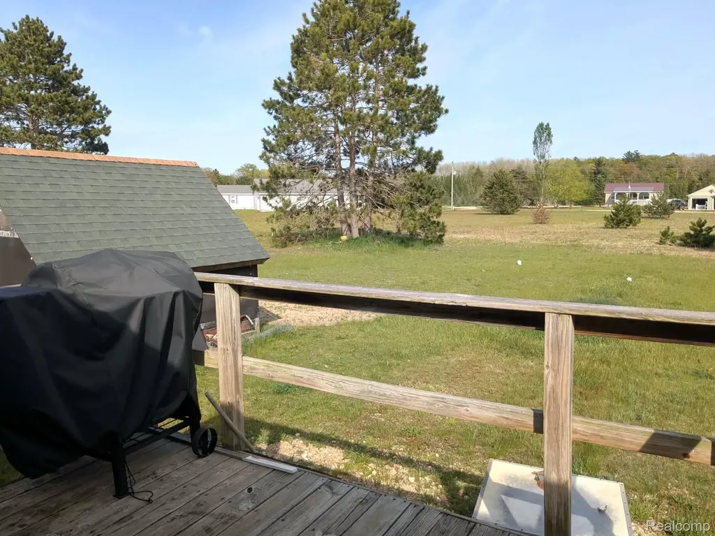 5554 N Sauble Lake Drive Sauble Township MI 49644