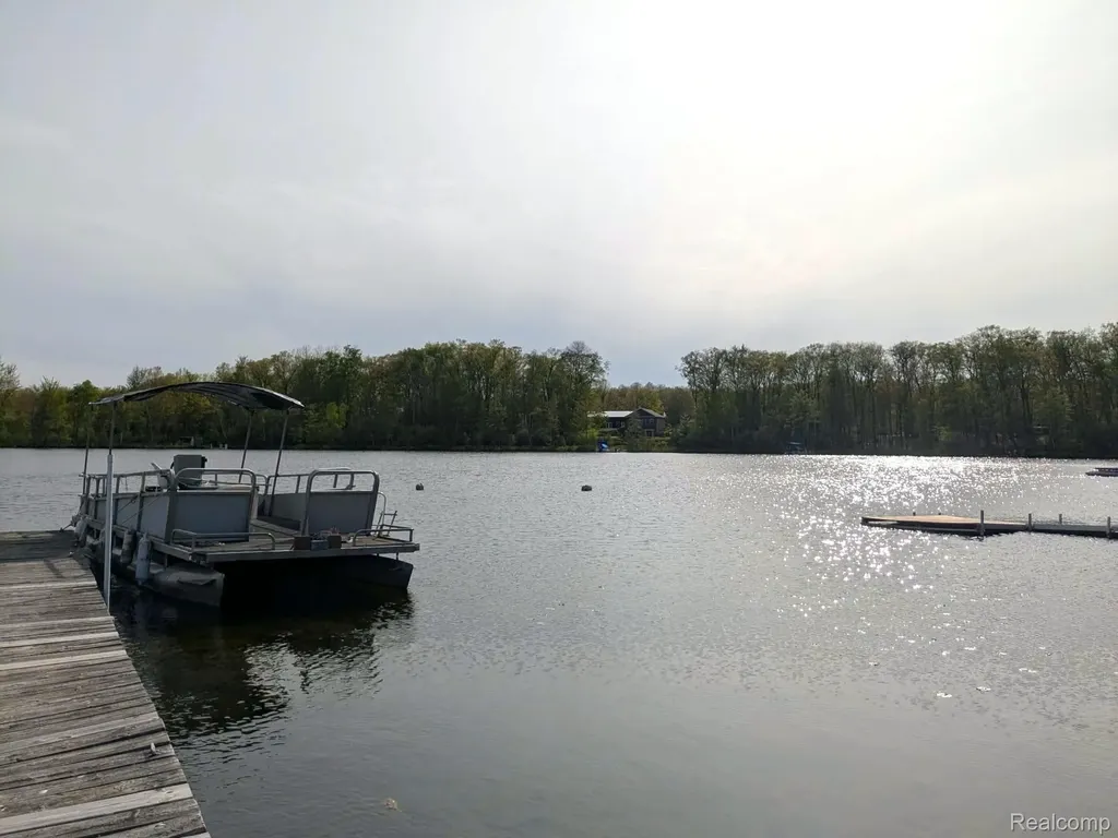 5554 N Sauble Lake Drive Sauble Township MI 49644