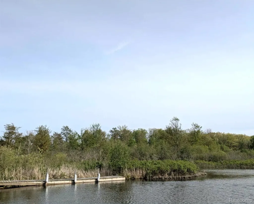 5554 N Sauble Lake Drive Sauble Township MI 49644