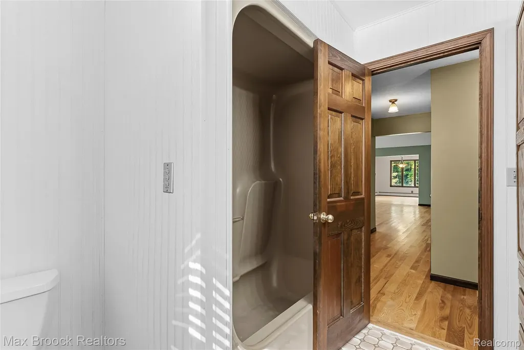 892 W Barnes Lake Road Deerfield Township MI 48421