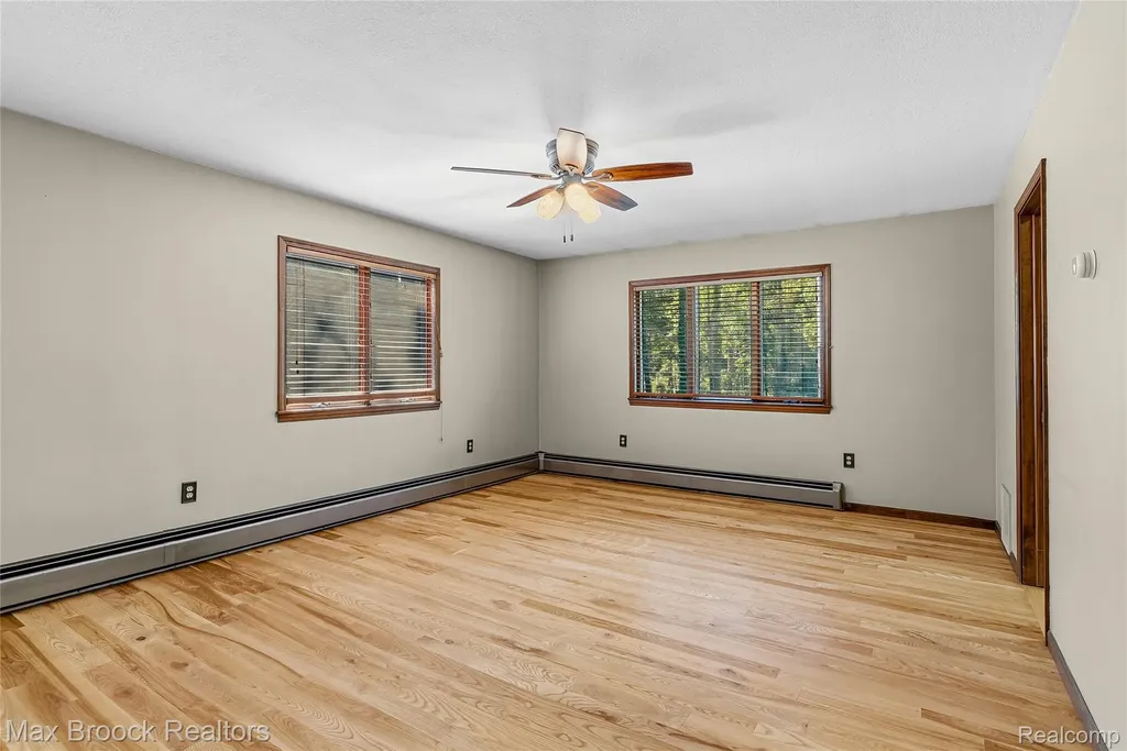 892 W Barnes Lake Road Deerfield Township MI 48421