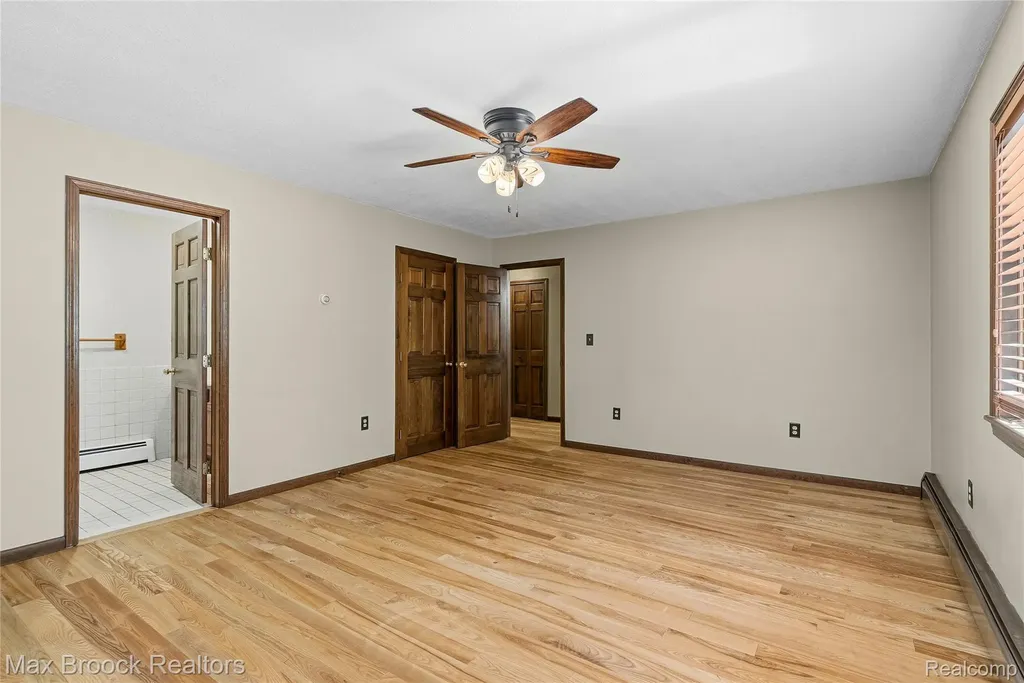 892 W Barnes Lake Road Deerfield Township MI 48421