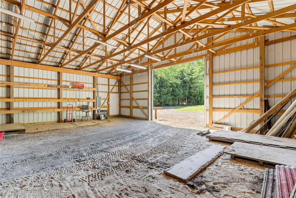 892 W Barnes Lake Road Deerfield Township MI 48421