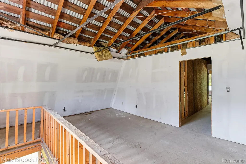 892 W Barnes Lake Road Deerfield Township MI 48421