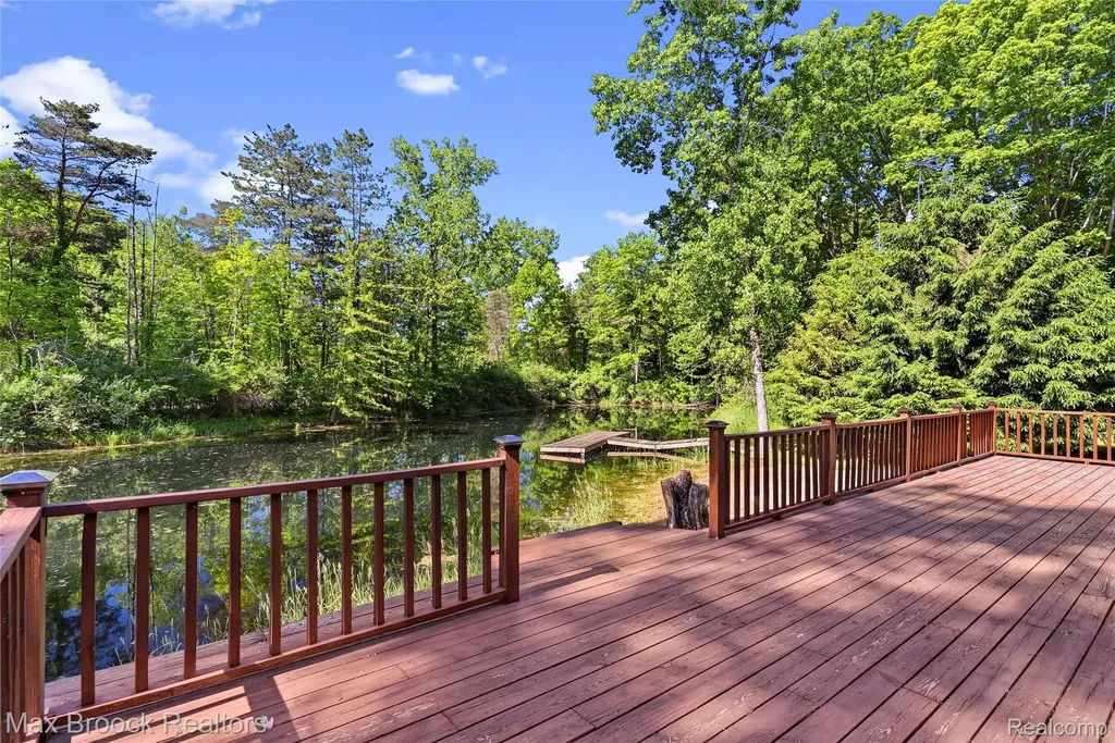 892 W Barnes Lake Road Deerfield Township MI 48421