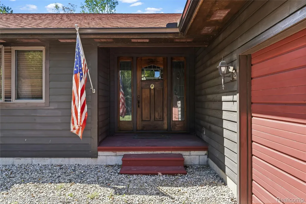 892 W Barnes Lake Road Deerfield Township MI 48421
