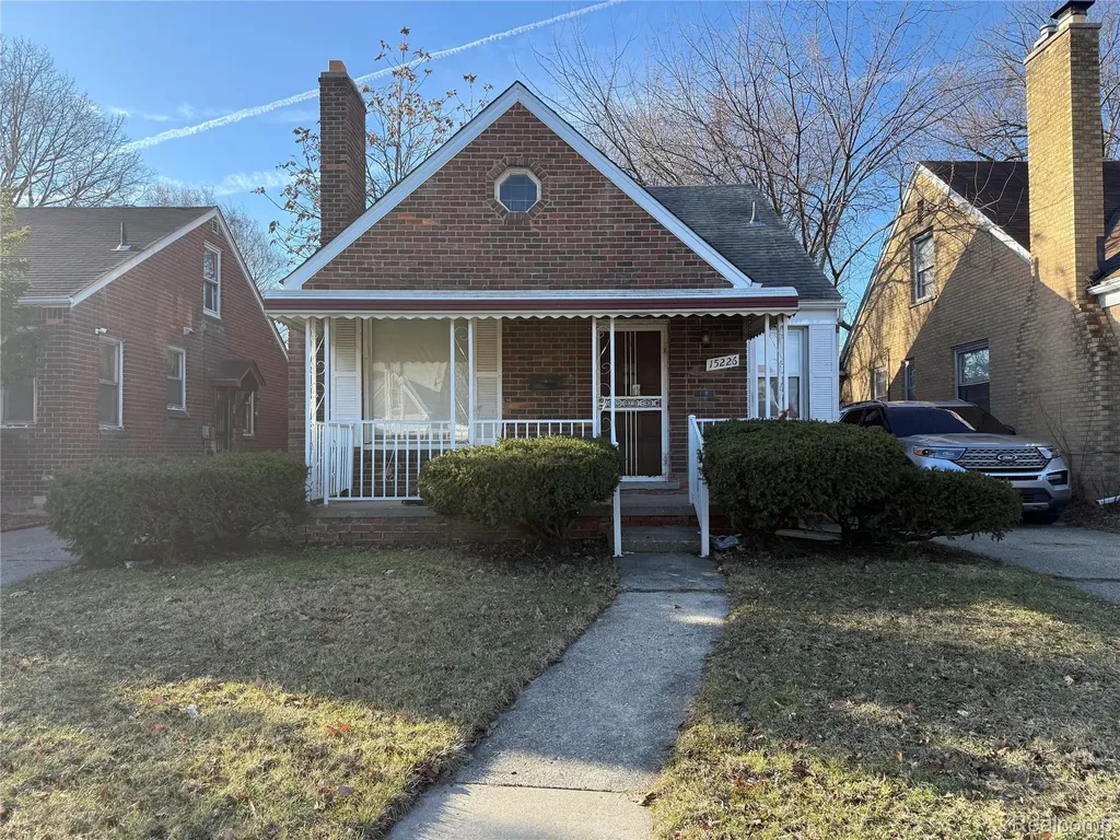 15226 Bringard Drive Detroit City MI 48205