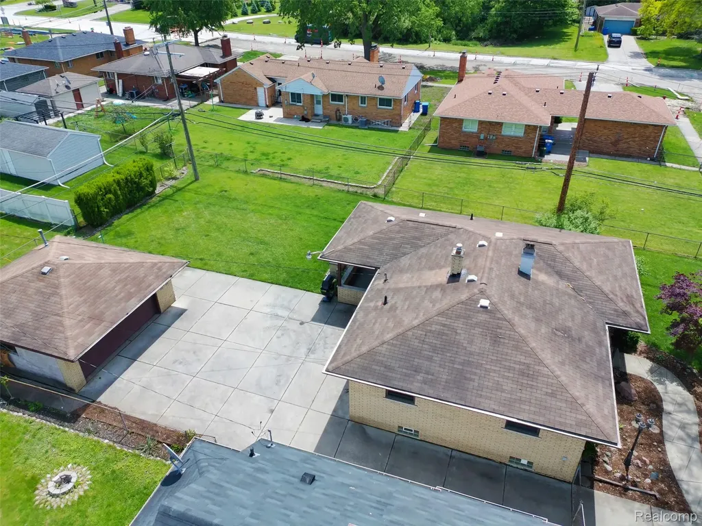 6532 Rockdale Street Dearborn Heights City MI 48127