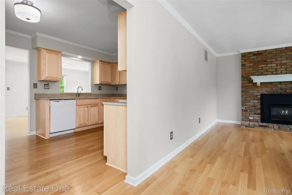 9503 Edward Drive Brighton Township MI 48114