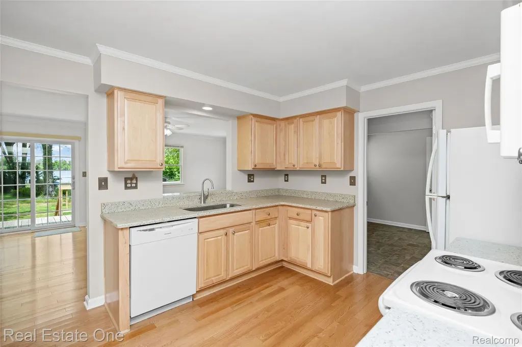 9503 Edward Drive Brighton Township MI 48114