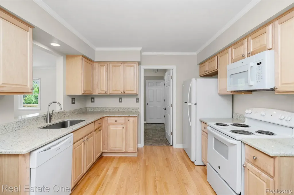 9503 Edward Drive Brighton Township MI 48114