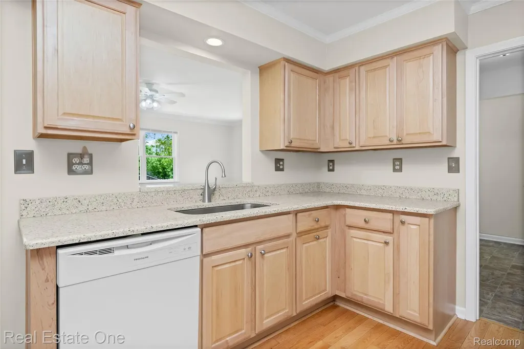 9503 Edward Drive Brighton Township MI 48114