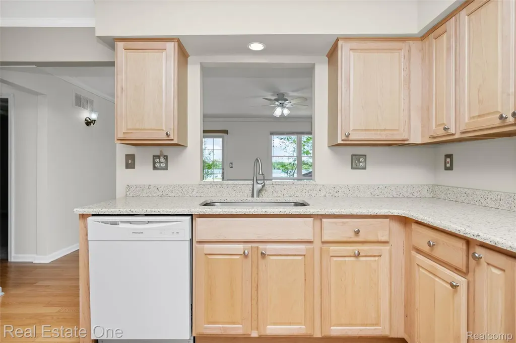 9503 Edward Drive Brighton Township MI 48114