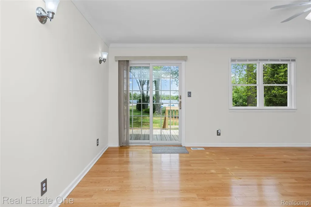 9503 Edward Drive Brighton Township MI 48114