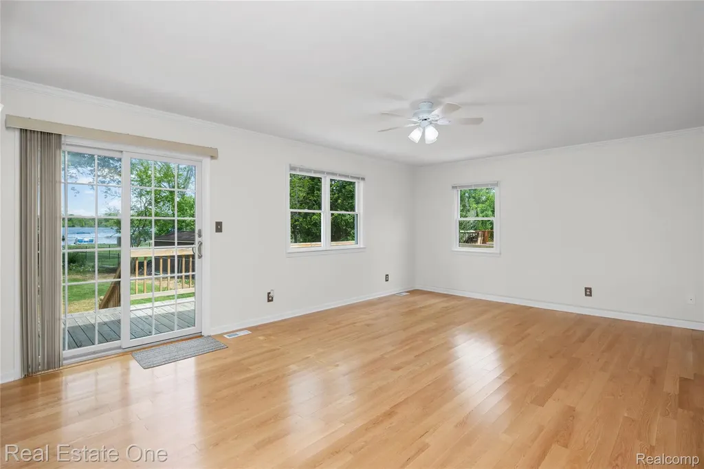 9503 Edward Drive Brighton Township MI 48114
