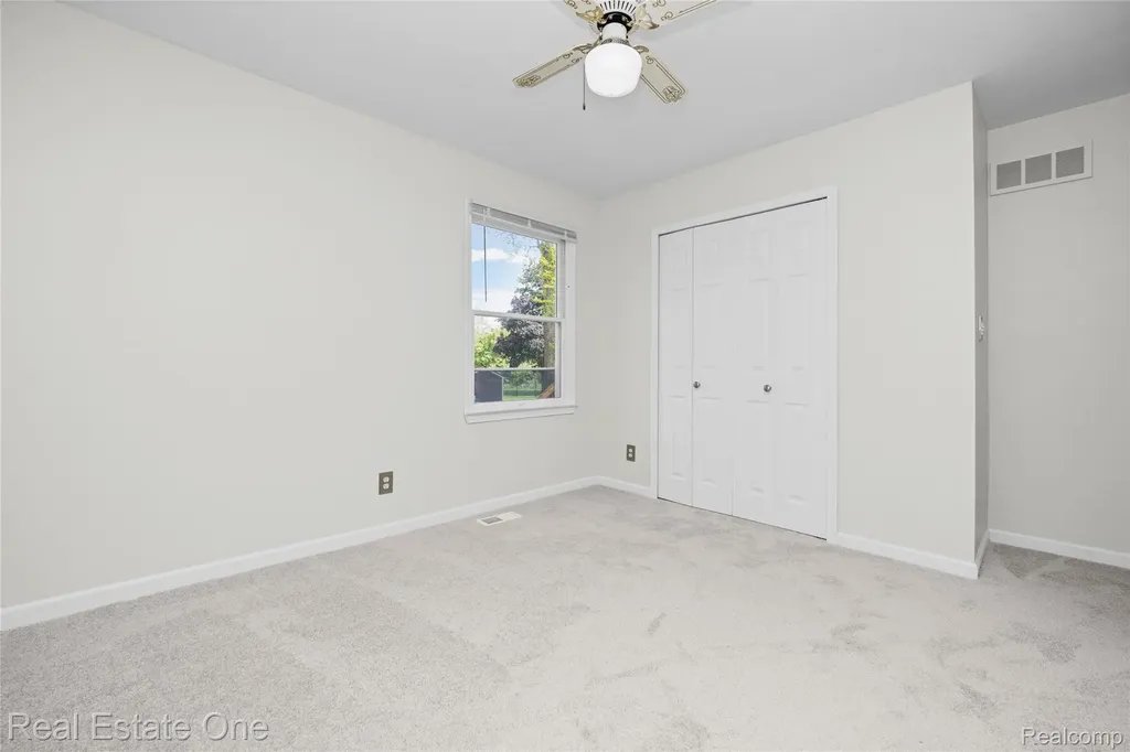 9503 Edward Drive Brighton Township MI 48114