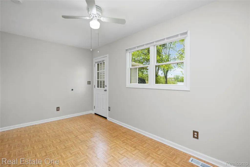 9503 Edward Drive Brighton Township MI 48114