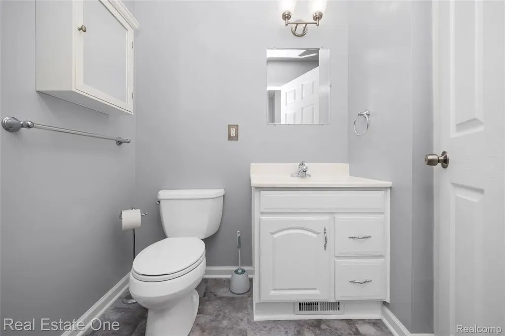 9503 Edward Drive Brighton Township MI 48114