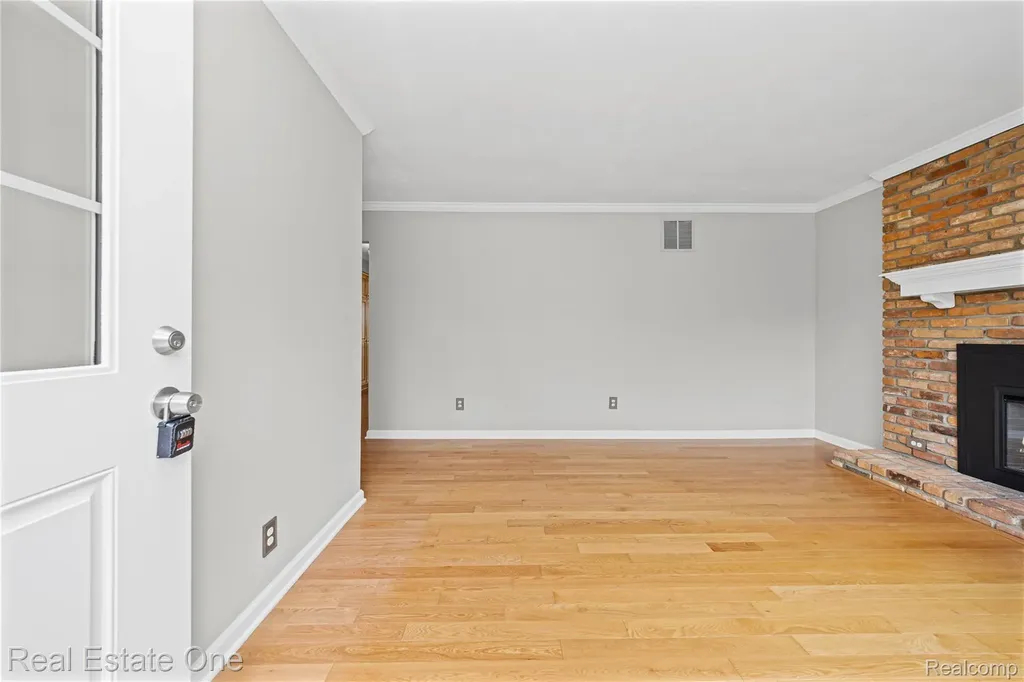 9503 Edward Drive Brighton Township MI 48114